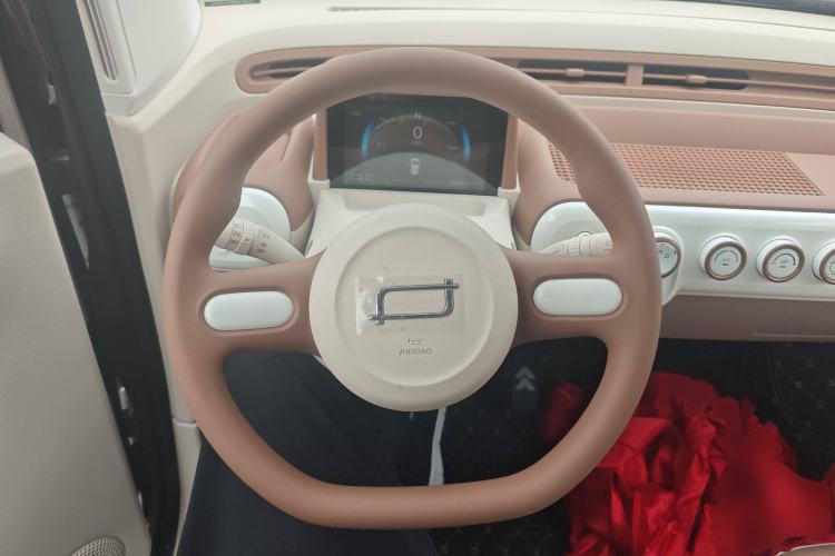 Used Bestune Pony 2026 Model 222km Shining Horse Steering Wheel