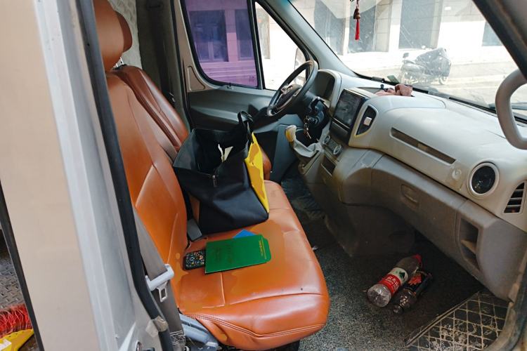 Used JAC Group Sunray 2019 1.9T Fuel-Efficient Platinum Edition 5-9 Seater Star Express
