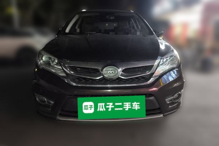 Used BYD S7 2015 2.0T Upgraded Automatic Luxury Version Front