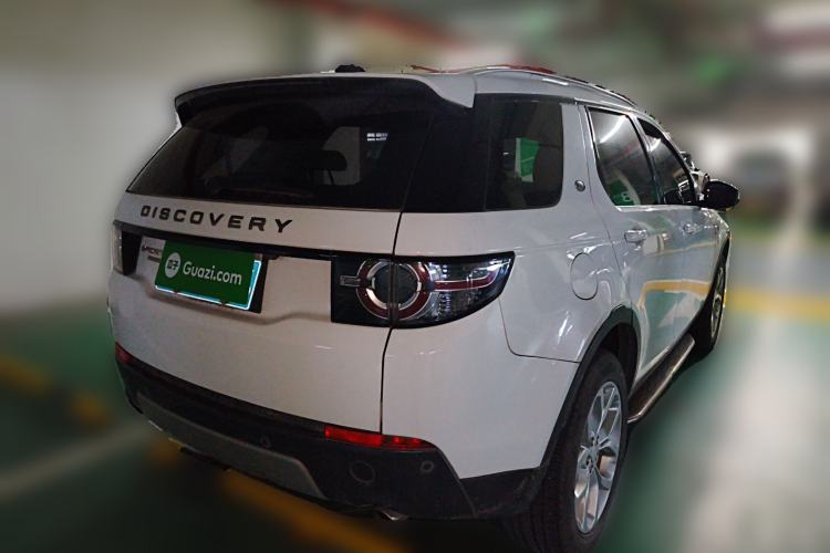 Used Land Rover Discovery Sport 2017 2.0T HSE Rear Right 45 Deg