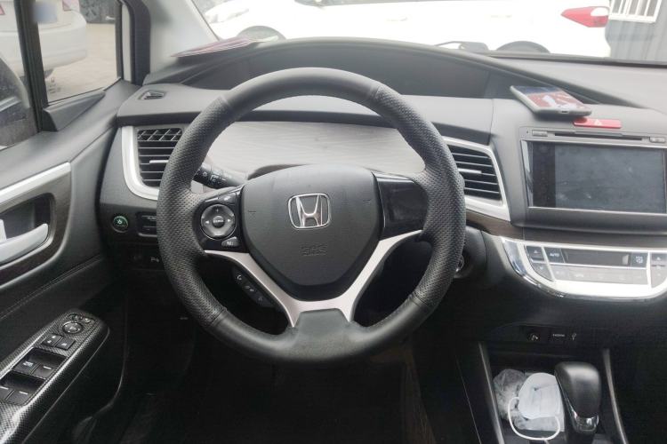Used Honda Jade 2014 1.8L Automatic Comfort Elite Version 5 Seats Steering Wheel