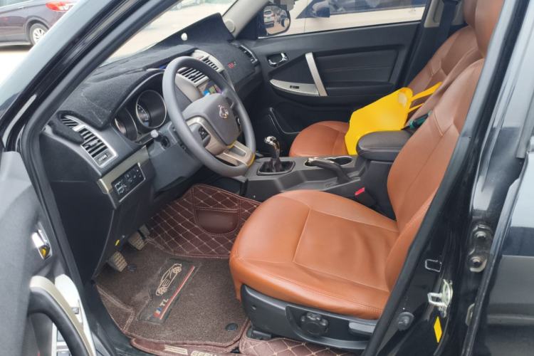 Used Geely Auto GX7 2015 Classic Edition 1.8L Manual Elite Model China IV Driver Seat