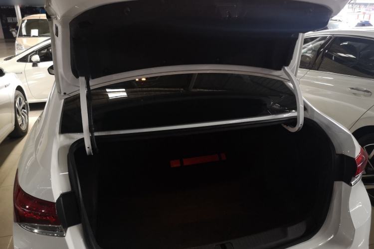 Used Buick GT 2021 Revised Version Flagship 1.5L Automatic Elite Edition Trunk