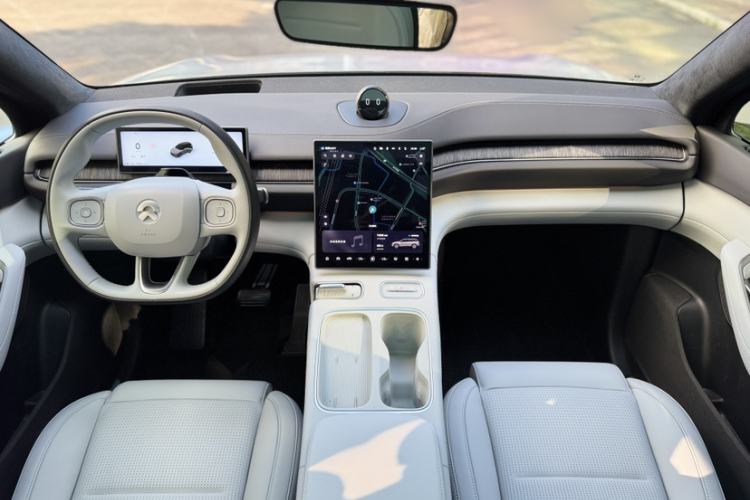 Used Nio ES6 2024 75 kWh
