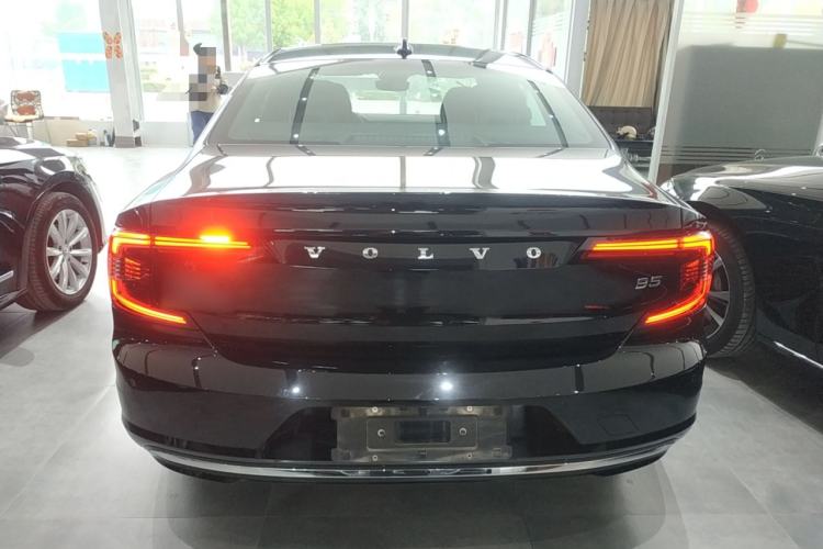 Used Volvo S90 2024 B5 Zhiyi Luxury Edition