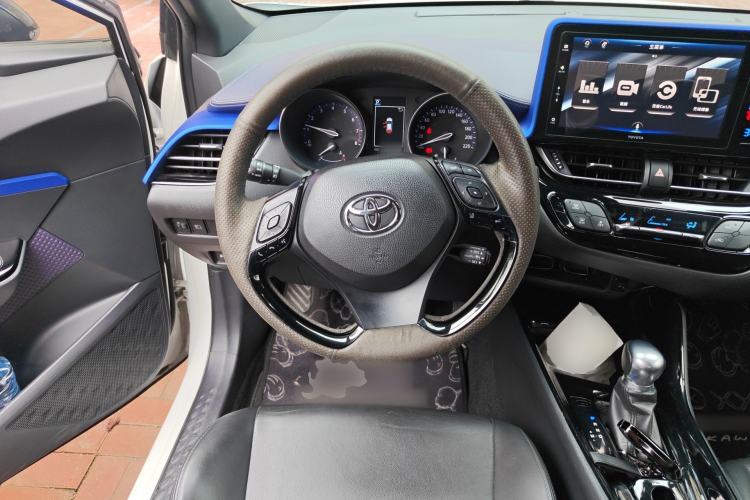 Used Toyota IZOA 2018 2.0L Yichi Version China VI Standard Steering Wheel