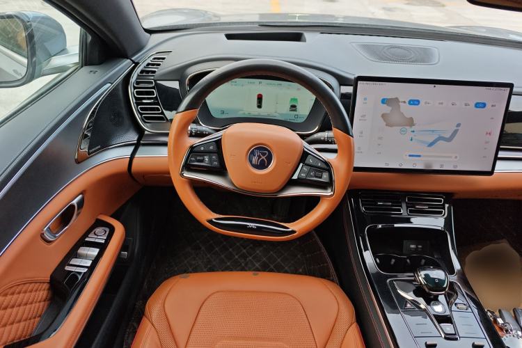 Used BYD Han 2022 EV Genesis Edition 715KM Front-Wheel-Drive Prestige Model
