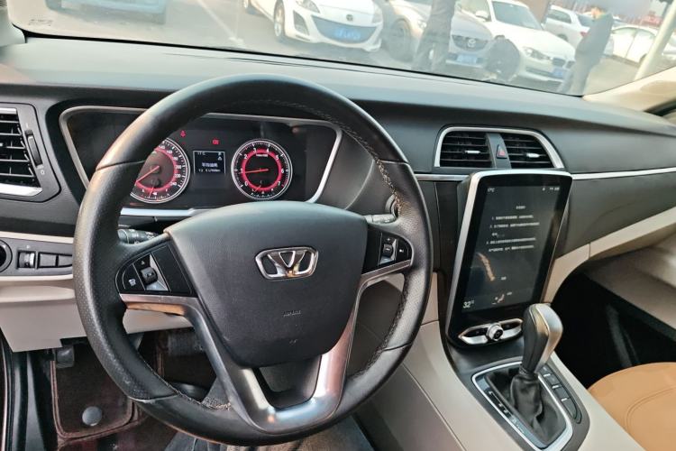 Used Huasong 7 2017 2.0T Automatic Standard Edition