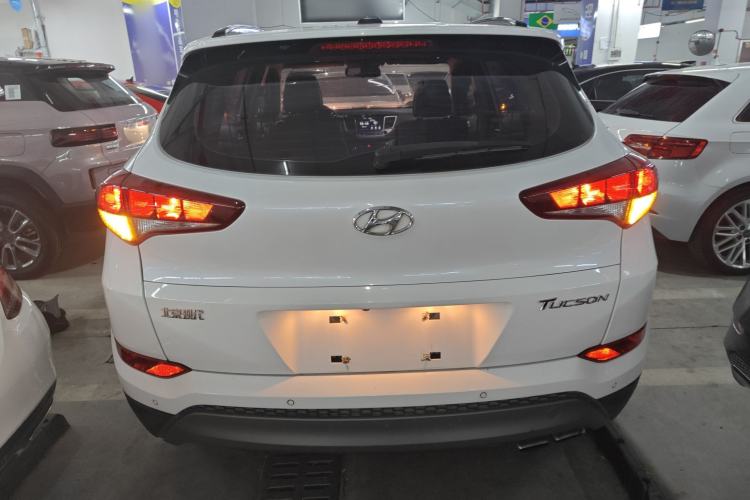 Used Hyundai Tucson 2018 1.6T Dual-Clutch Two-Wheel Drive 15th Anniversary Special Edition