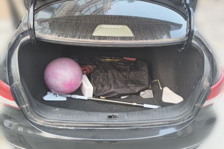 Used Nissan Sylphy 2012 Classic 1.6XE Manual Comfort Edition Trunk