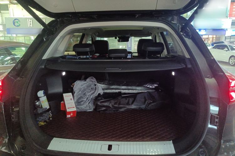 Used Hongqi HS5 2022 Revised Version 2.0T Smart Connect Flagship Edition
