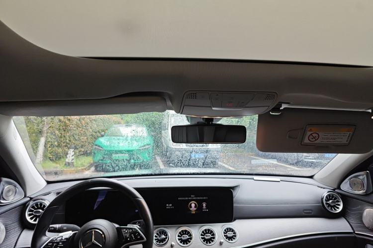 Used Mercedes-Benz E-Class 2023 Updated E 300 L Fashion Edition Headliner