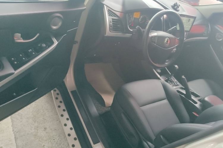 Used SsangYong Korando 2014 2.0L Gasoline Two-Wheel Drive Automatic Elite Navigation Edition
