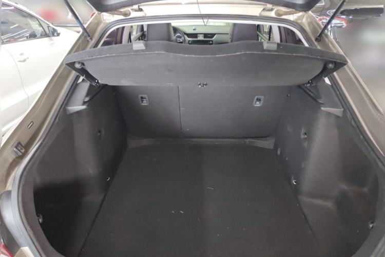 Used Skoda Octavia 2018 1.6L Automatic Luxury Edition Trunk