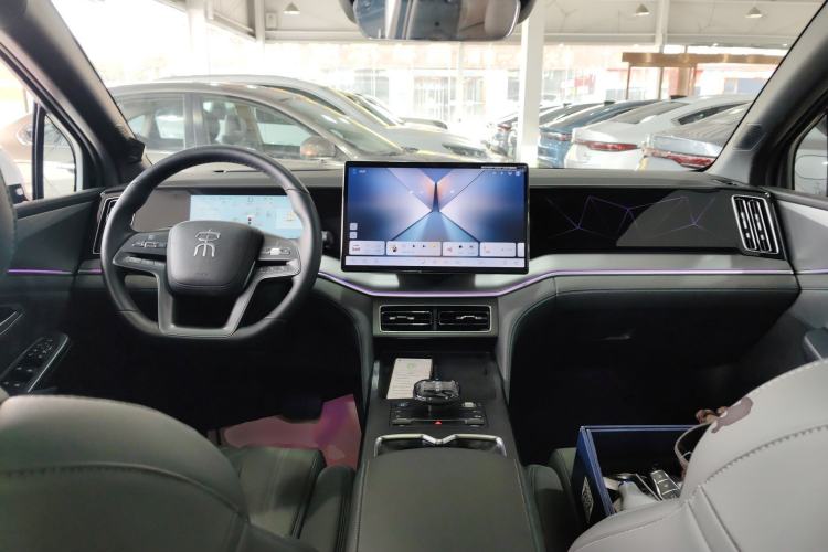 Used BYD Song L DM-i 2025 Intelligent Driving Version 160 km Beyond-Range Type
