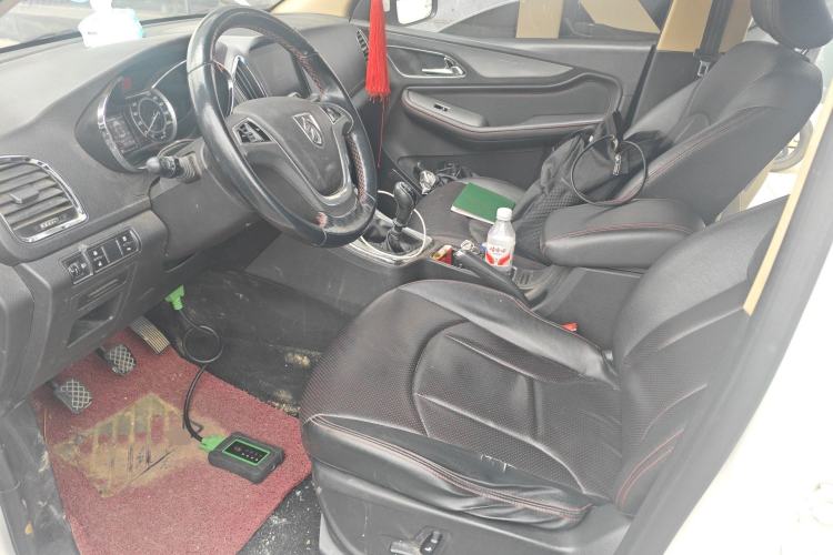 Used Baojun 560 2016 1.8L Manual Luxury Edition