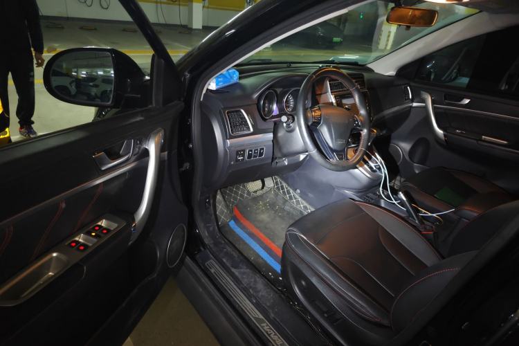 Used Haval H6 2017 Red-Label Sport Edition 1.5T Automatic Two-Wheel Drive Luxury Model
