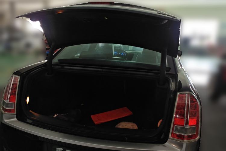 Used Chrysler 300C 2013 3.6L Premium Edition
