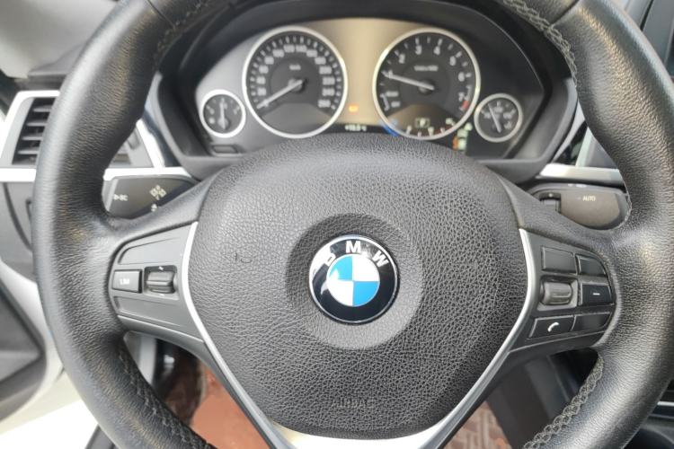 Used BMW 3 Series GT 2017 320i Sport Edition
