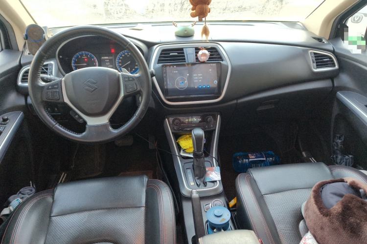 Used Suzuki S-Cross 2015 1.4T Automatic 4x4 Prestige Model Center Console