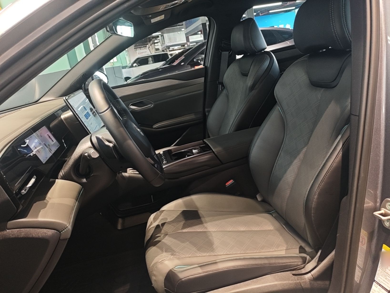 BYD Qin L 2025 EV 545KM Cloud Suspension Edition — снимка 17