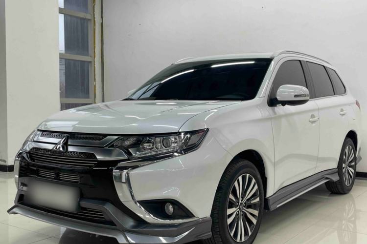 Used Mitsubishi Outlander 2021 2.0L Two-Wheel Drive Comfort Edition 5 Seats