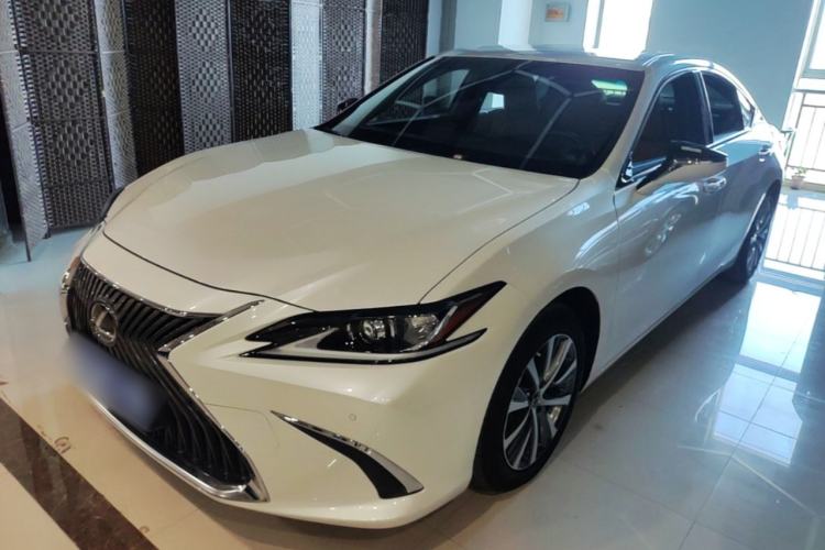 Used Lexus ES 2020 200 Excellence Edition