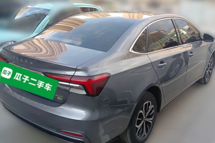 Used Roewe i6 MAX New Energy 2022 EV 600 Grand Touring Edition with Skyroof
