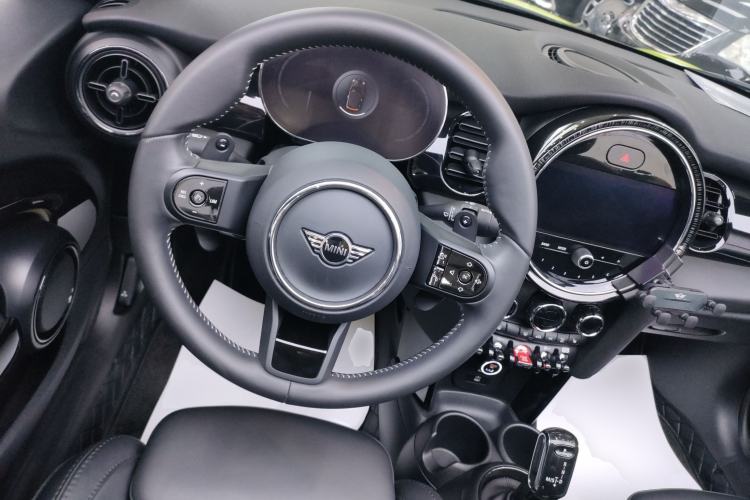 Used MINI MINI 2023 Second Facelift 2.0T COOPER S CABRIO Artist