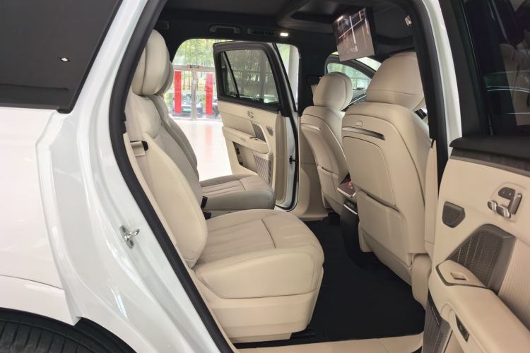 Used ONVO Luxeed L90 2025 Model—Ultra Six-Seater Version