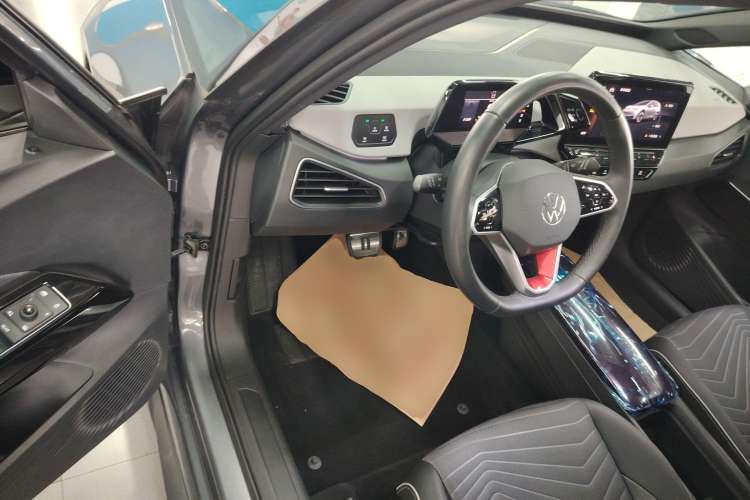 Used Volkswagen ID.3 2023 Pure Smart Edition
