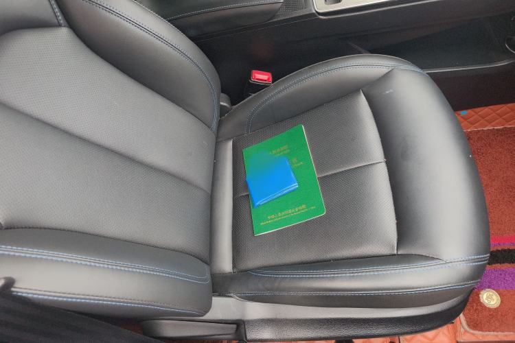 Used Roewe RX5 2023 PLUS 330TGI Automatic Trendsetting Smart Edition
