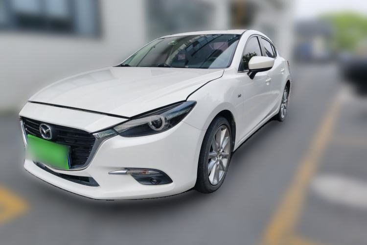 Used Mazda 3 Axela 2019 Cloud-Controlled Version Sedan 2.0L Automatic Luxury Trim China VI Standard