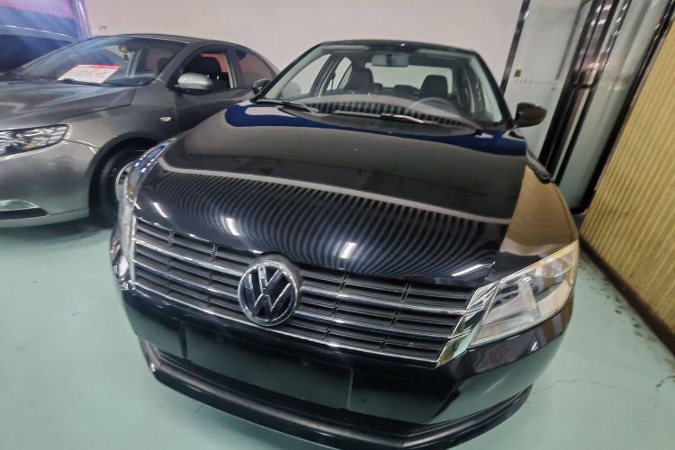 Used Volkswagen Lavida 2013 Revised Classic 1.6L Automatic Fashion Edition