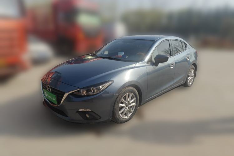 Used Mazda 3 Axela 2016 Sedan 1.5L Automatic Comfort Model