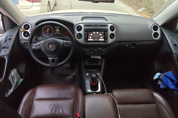 Used Volkswagen Tiguan 2015 2.0 TSI Automatic All-Wheel Drive Luxury Edition
