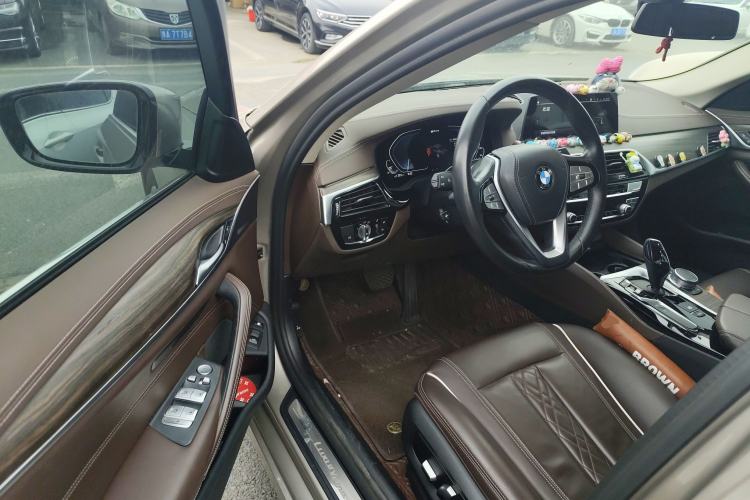 Used BMW 5 Series New Energy 2020 530Le Luxury Package
