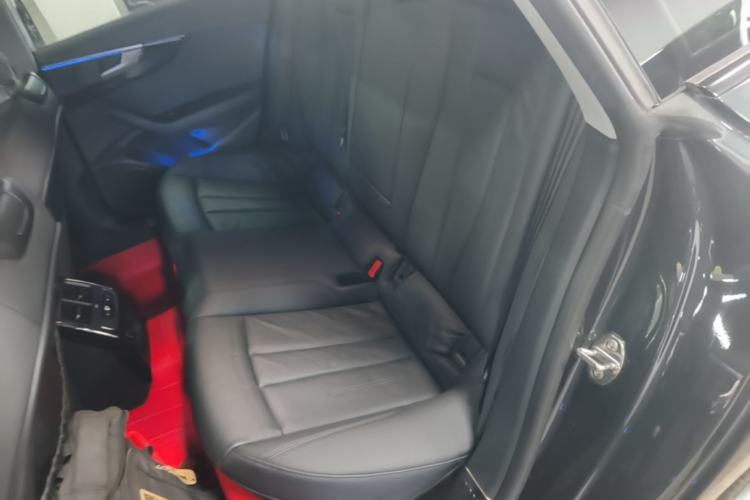 Used Audi A5 2019 Sportback 40 TFSI Fashion Model Left Rear Seat