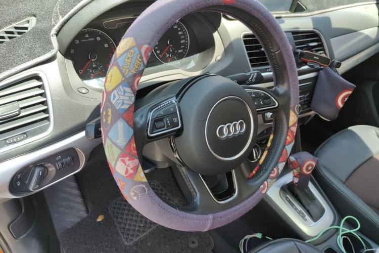Used Audi Q3 2016 30 TFSI Fashion Model Steering Wheel