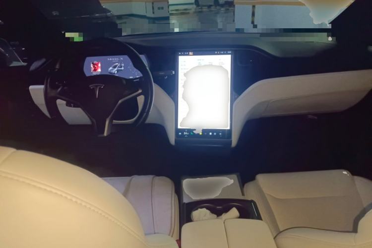 Used Tesla Model X 2019 Long-Range Version Center Console