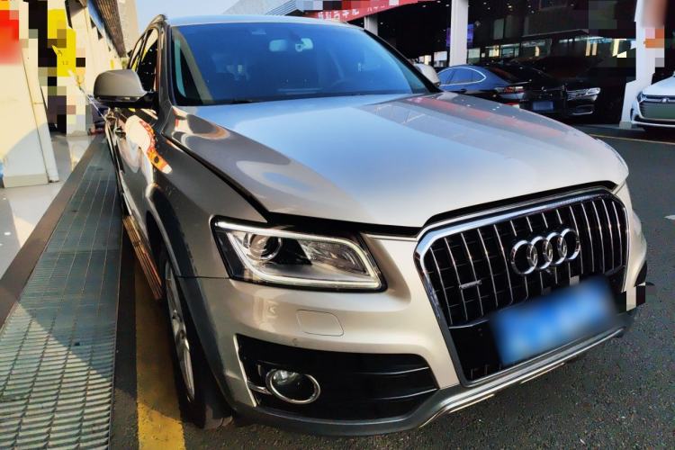 Used Audi Q5 2017 Plus 40 TFSI Technology Model