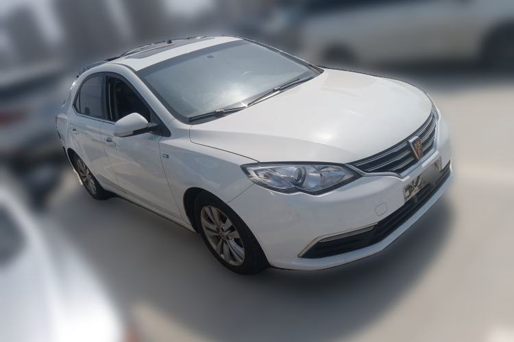 Used Roewe 360 2015 1.5L Automatic Luxury Edition Front Right 45 Deg