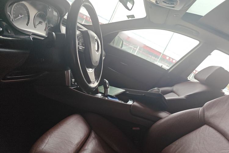 Used BMW 5 Series GT 2010 535i Leading Model Left Front Seat