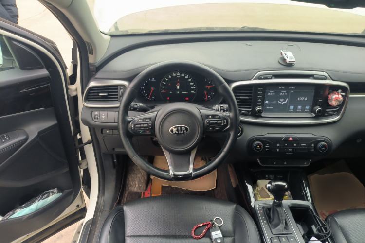 Used Kia Sorento 2015 Sorento L 2.4L Gasoline 4WD Elite Edition 7 Seats China IV Standard
