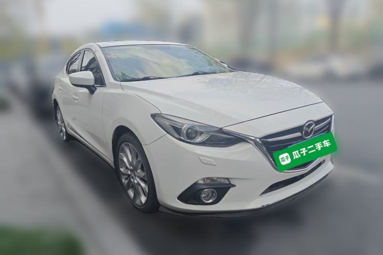 Used Mazda 3 Axela 2014 Sedan 2.0L Automatic Flagship Model