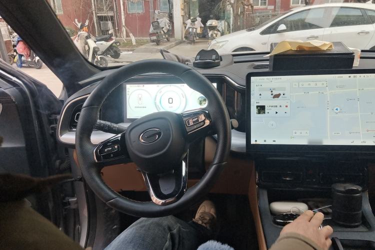 Used GAC Trumpchi ES9 2024 PHEV with 143 km Max