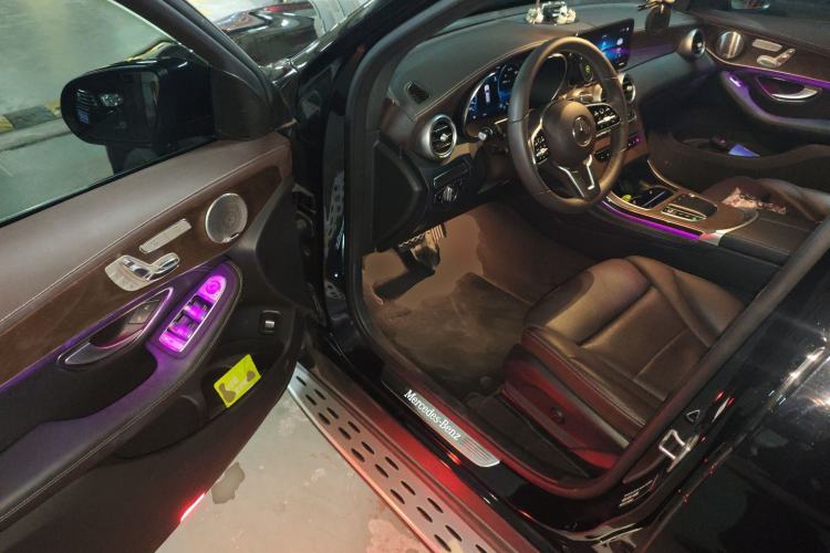 Used Mercedes-Benz GLC 2020 Facelift GLC 300 L 4MATIC Dynamic Edition Driver Seat