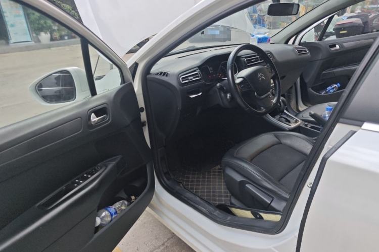 Used Citroen C4 Sega 2016 1.6L Automatic Luxury Model Driver Seat