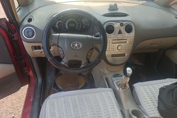 Used JAC Group Refine M2 2011 1.8L MT Zunyi Model 5-Seater
