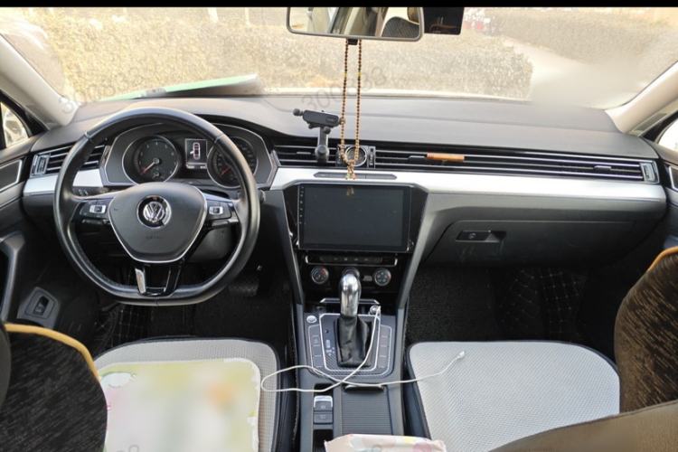 Used Volkswagen Magotan 2018 330TSI DSG Advanced Model
